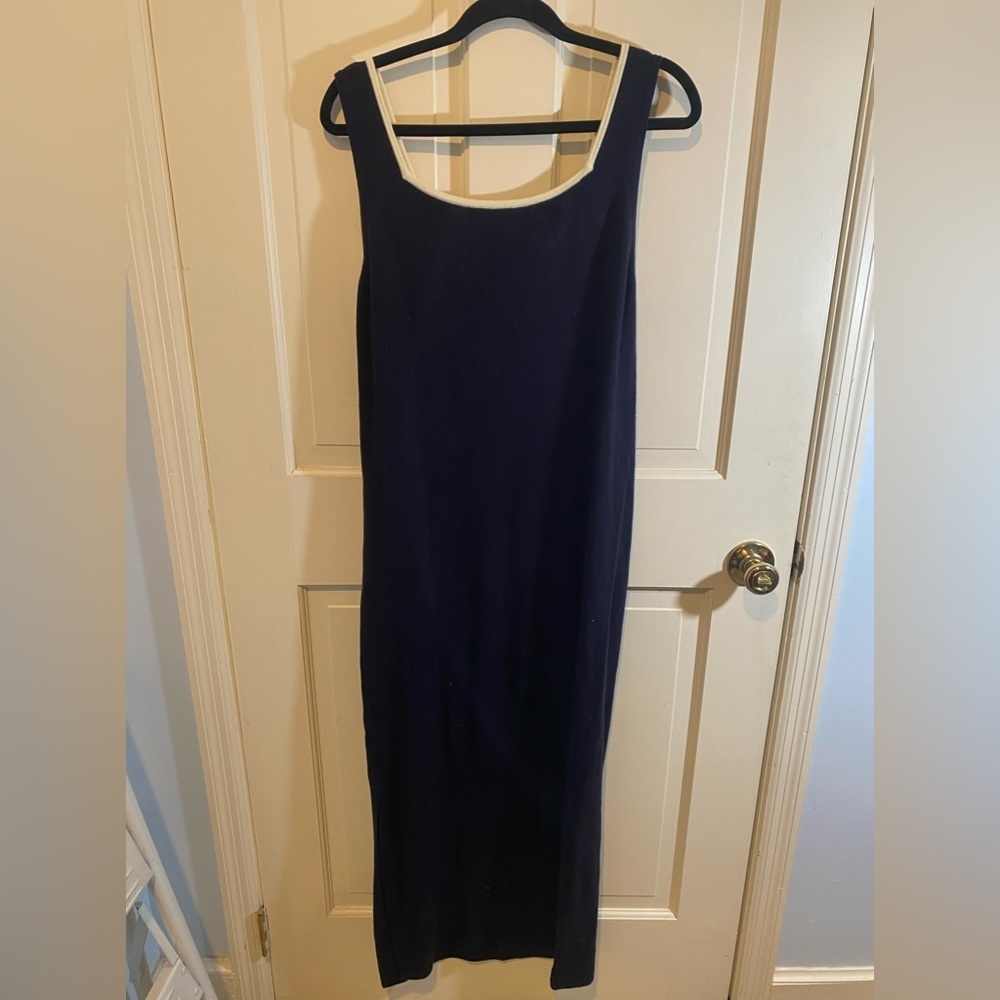 Nina Leonard Navy Knit Sweater Dress - SIZE M - White Trim Sleeveless